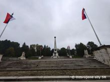 Logistick� podpora sl�vnost� na Dukle