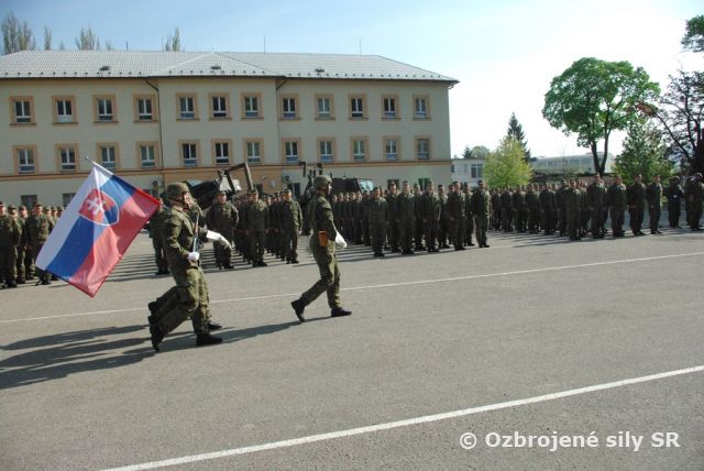 Zmeny v niektorých popredných funkciách v pôsobnosti pozemných síl
