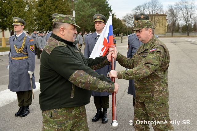 Novým veliteľom 1. mechanizovanej brigády sa stal plukovník Ivan Balog