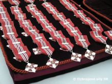 Najkraj�� dar�ek pod strom�ek