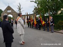 Pietna spomienka na vojenskom cintoríne v Adinkerke