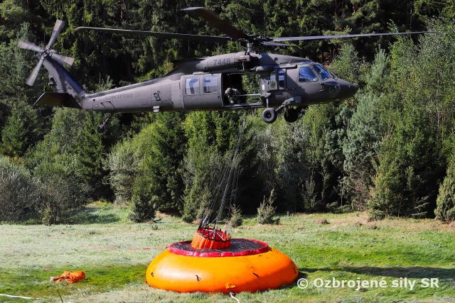 Prešovskí profesionáli zasahovali pri požiari nad obcou Pohorelá