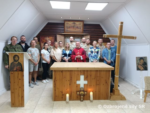 Návšteva s bohoslužobnou činnosťou na Cypre