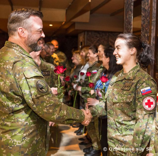 Oslava Medzinárodného dňa žien vo Veliteľstve vzdušných síl