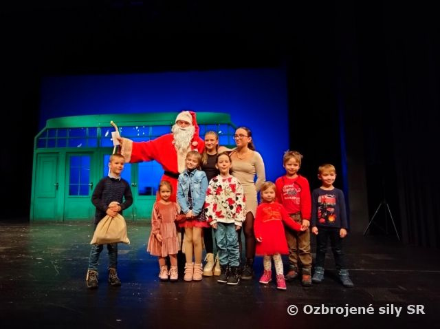 Mikulášske balíčky v benefitnom programe starostlivosti o rodiny vojakov aj vo Zvolene